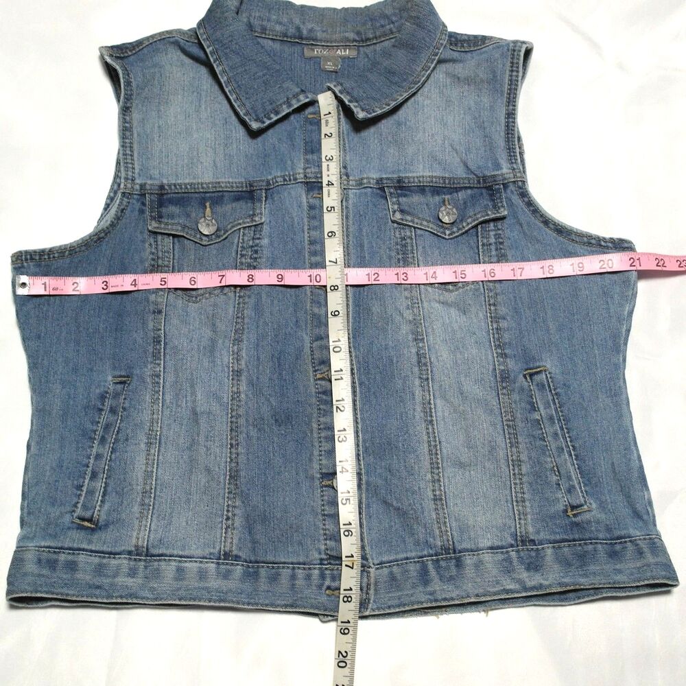 Roz & Ali Women’s Sleeveless Blue Denim Vest Sz XL - Picture 5 of 5